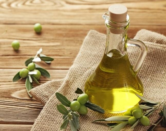 El aceite de oliva rejuvenece la piel